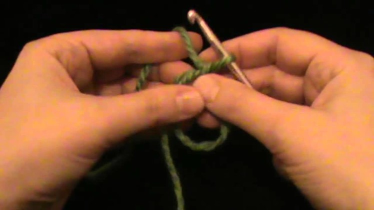 Video 9 - How to do a Magic Circle Start - Learn to Crochet - US Terminology