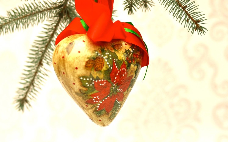Decoupage tutorial - heart-shaped bauble - Christmas decoration DIY