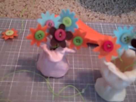 DIY American Girl flower vase craft.