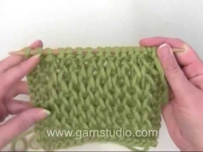 DROPS Knitting  Tutorial: How to work a waffle pattern.