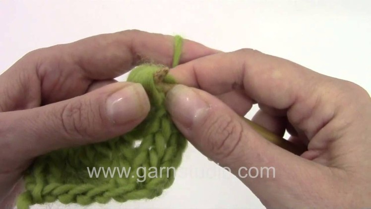 DROPS Knitting Tutorial: How to knit a nupp