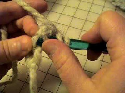 How to Crochet a Chainless Foundation with Double Crochet