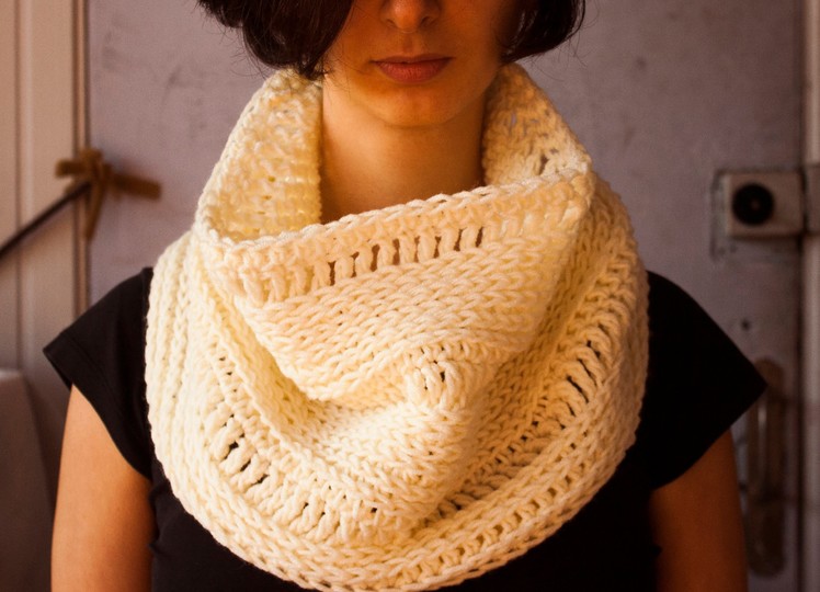 How to crochet knit look cowl