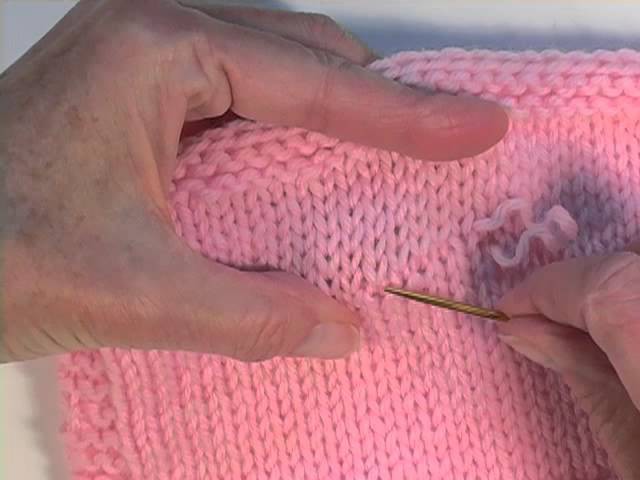 How to Fix a Snag in Knitting