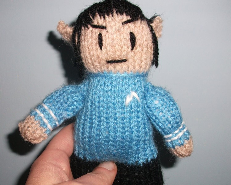 How to knit a mini Spock