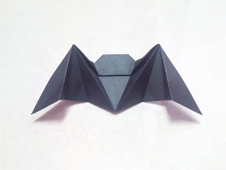 How to make an origami paper bat | Origami. Paper Folding Craft, Videos and Tutorials.