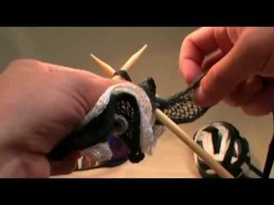 Learn to Knit: Bernat Twist & Twirl Yarn