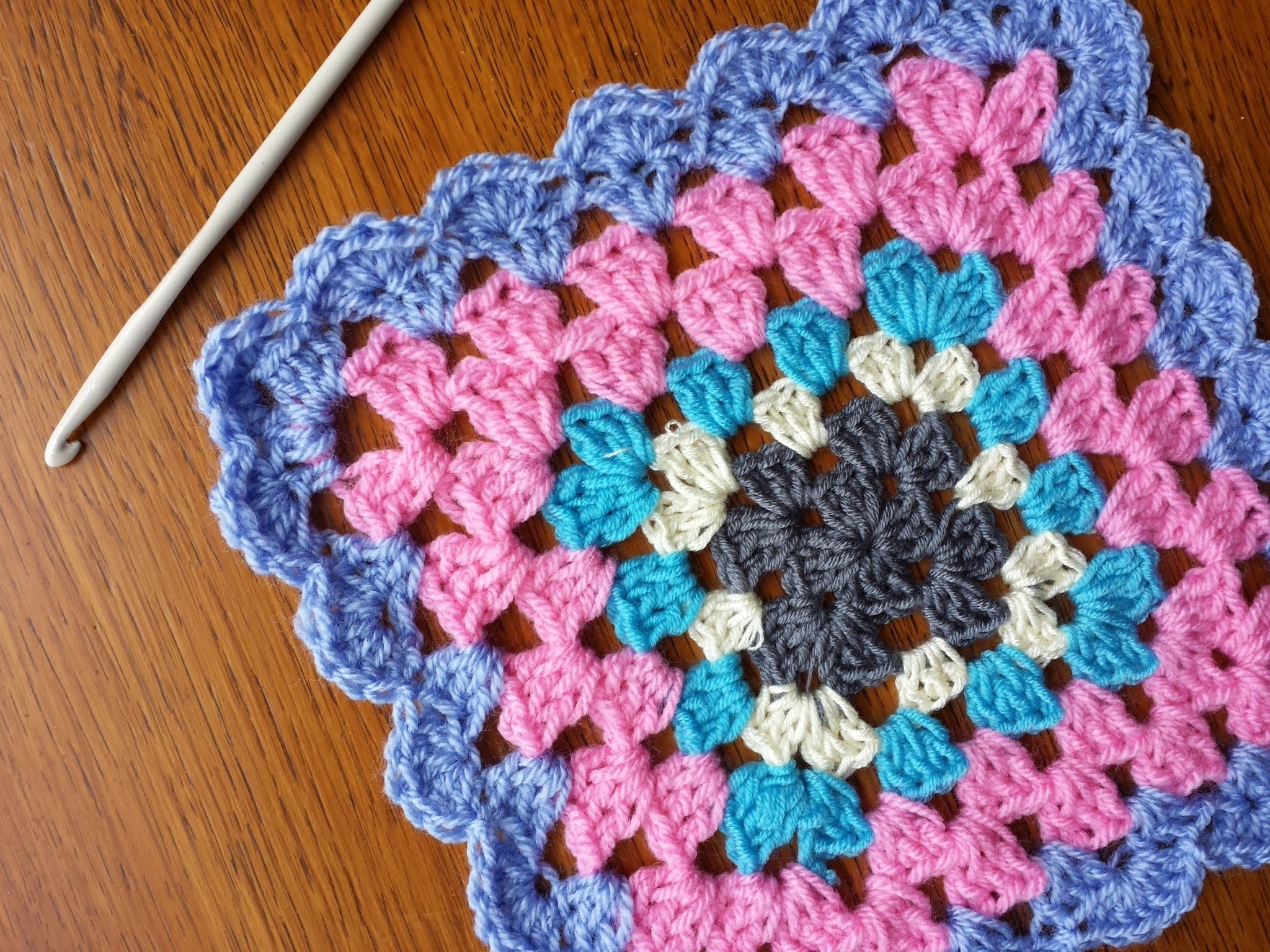 Tutorial. Como tejer el borde de una manta al crochet. Español.