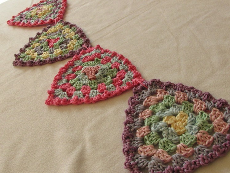 VERY EASY crochet granny triangle bunting. garland - crochet pattern for beginners