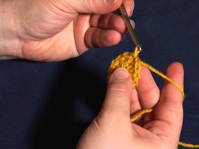 How to Crochet Left-Handed: Slip Stitch (sl st)