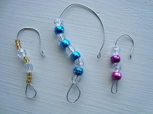 How to make a beaded ornament hanger, Christmas ornament hanger, Ornaments,