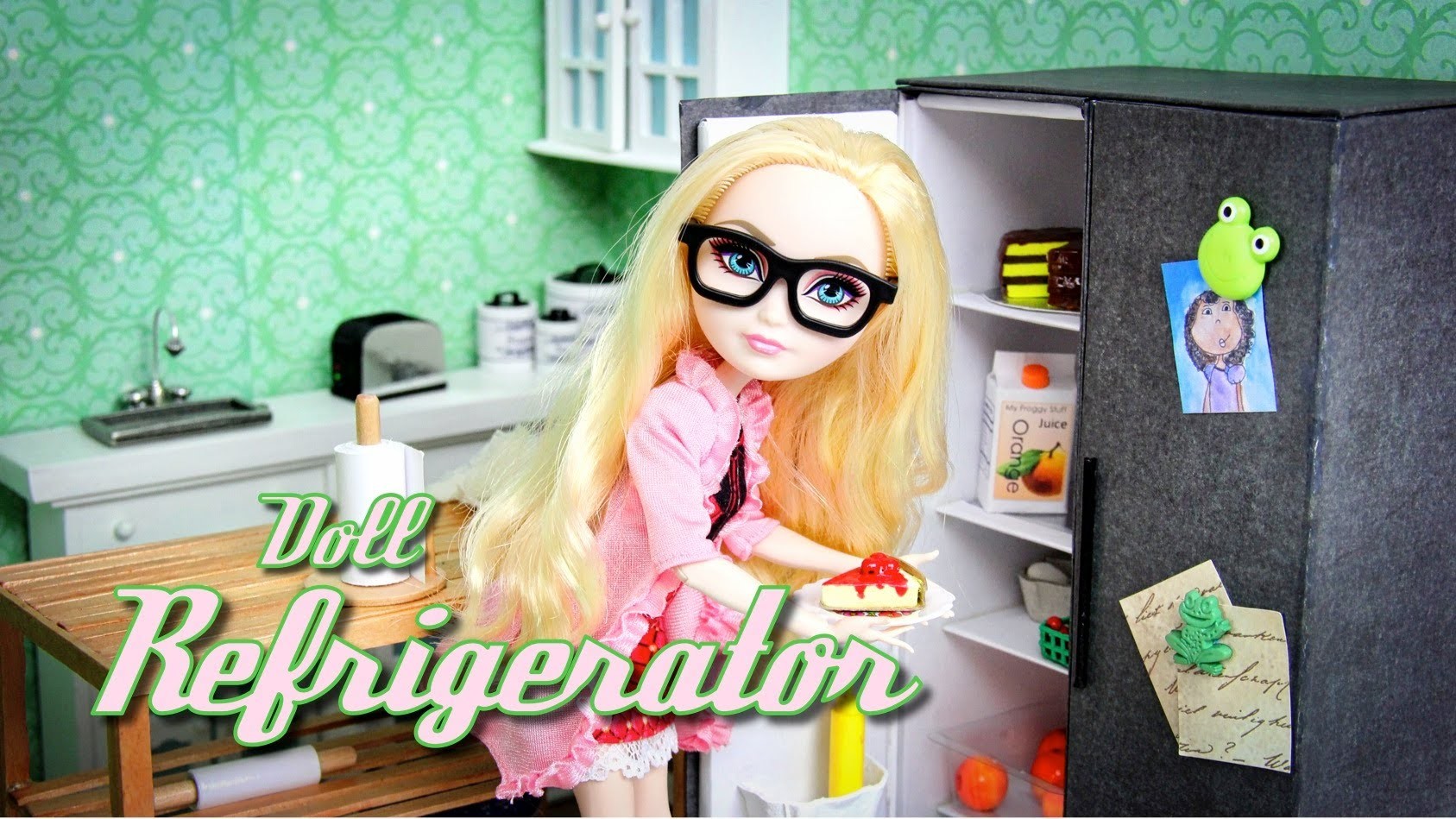How to Make a Doll Refrigerator - Doll Crafts