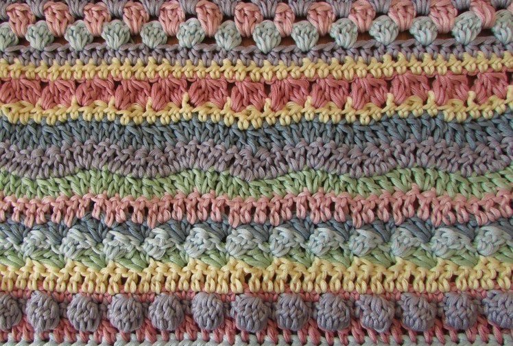 Fun striped crochet blanket tutorial - EASY crochet afghan. baby blanket. throw