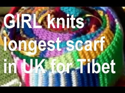 Girl Knits Longest Scarf in UK for Tibet in Bridport  BROADCHURCH