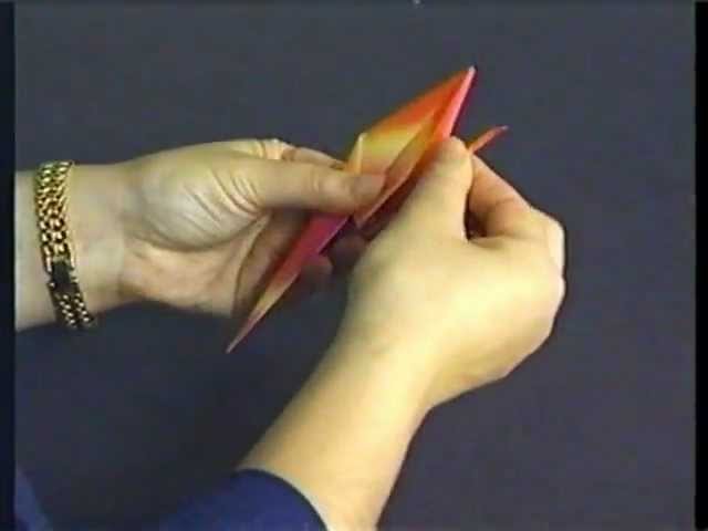 ORIGAMI - Japanese paper folding : a HOW-TO video