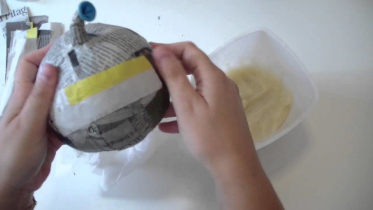 Halloween Home Decor: Shabby&Chic Papier Mache Mini Pumpnkis - DIY