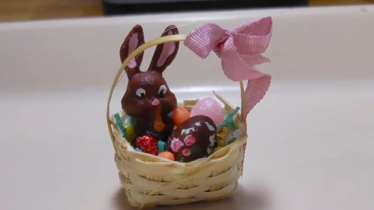 Karen Creates an Easter Basket in Miniature