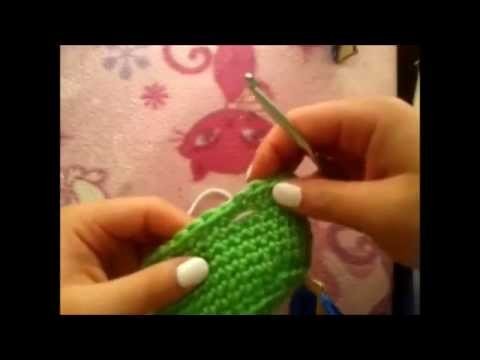Crochet: Small Crocheted Coin Purse