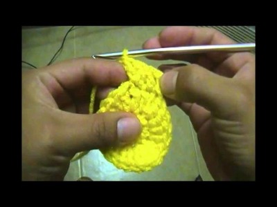 How to crochet a beanie: Adding on rows