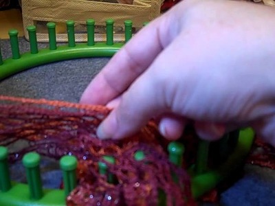 Loom Knit Chain Ruffle and Joining Ruffle Yarn for Scarves and Wreaths - Part 2