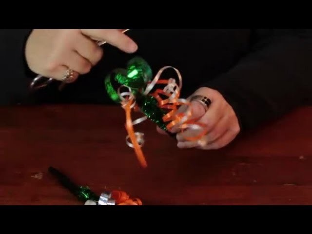 How to Decorate Pens With Pipe Cleaners : Assorted Crafts