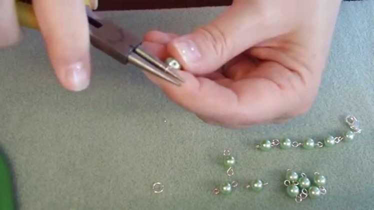 How to Make a Bracelet for Beginners
