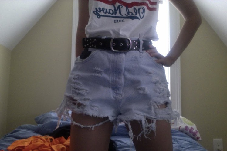 DIY: Distressed high waisted shorts tutorial