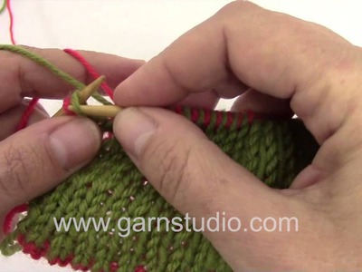 DROPS Knitting Tutorial: edge stitches in double knitting