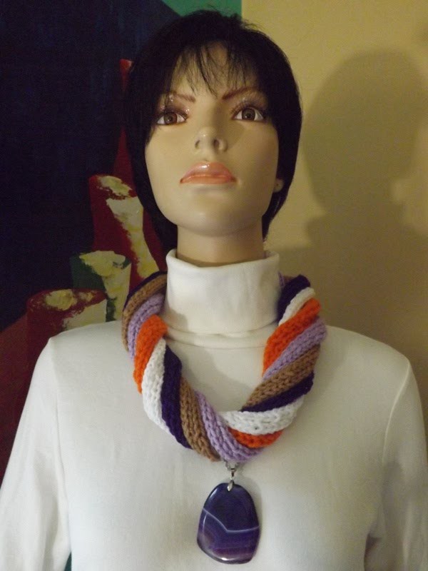 How To Knit A Necklace