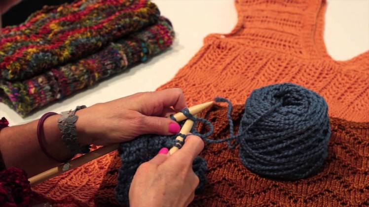 How to Knit an Eyelet Scarf : Knitting Lessons
