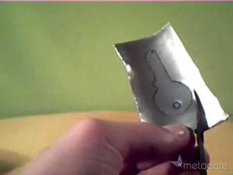 How To Copy A Key In Sixty Seconds (Lifestyle & Home- DIY & Interiors).flv