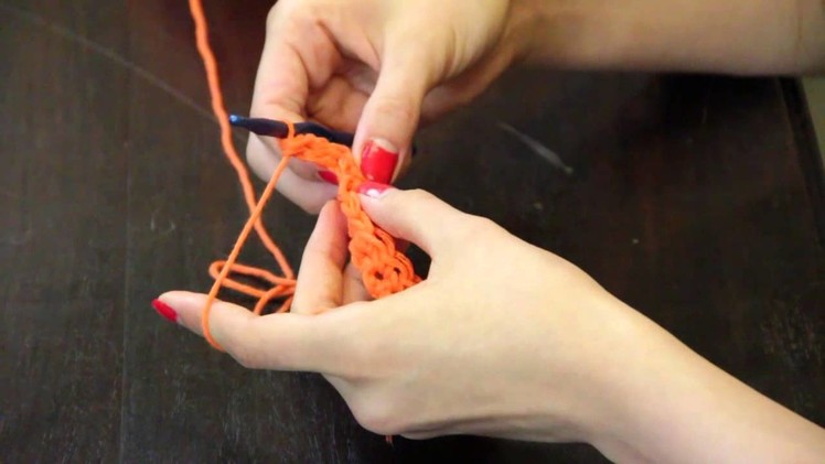 How to Crochet a Puff Stitch Purse : Crochet Stitch Tips