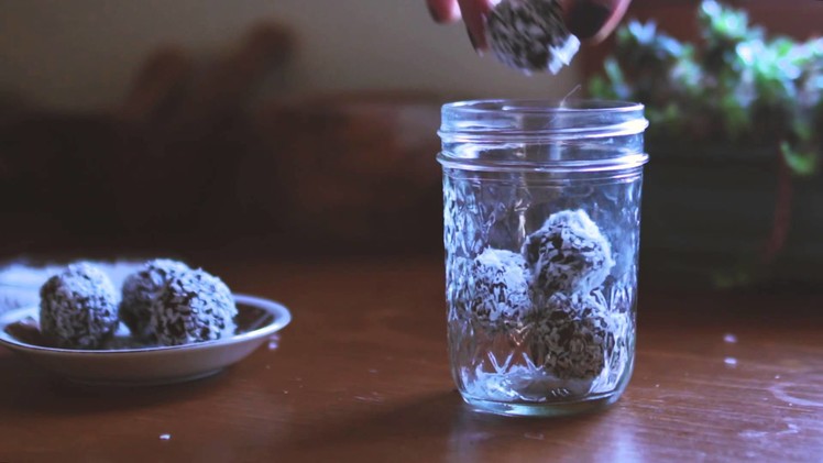 Valentine's DIY: Black forest chocolate truffles!