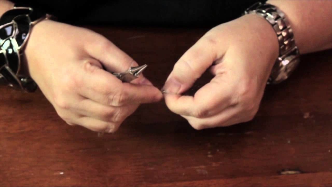 Wire Jewelry Instructions for Name Writing : DIY Craft Projects