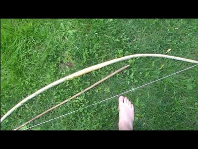 Bushcraft skills: how to make a bow (just a very basic one.  yet effective!)
