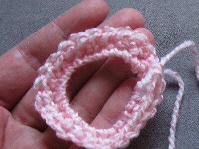 How to crochet a Ring - Work in the round Crochet