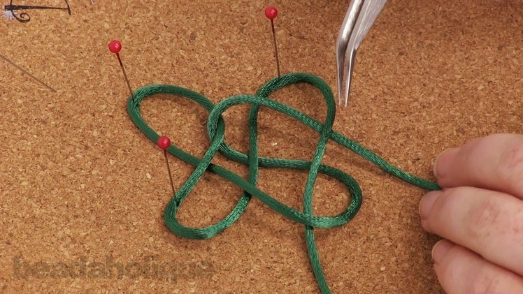 How to Make a Cross Knot