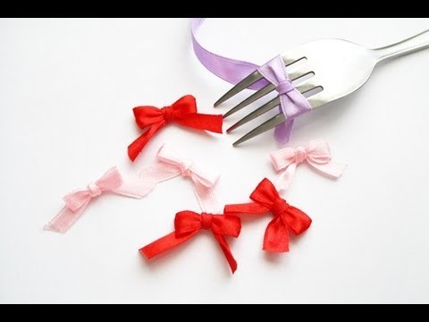How to make ribbons with a fork