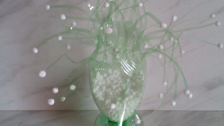 Make a Plastic Bottle Spring Bouquet - DIY Crafts - Guidecentral