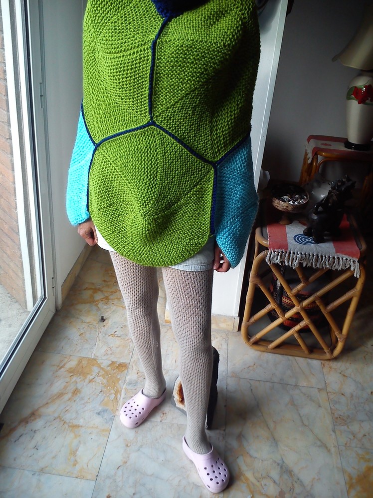 Hexagonal Patchwork Poncho Loom Knit