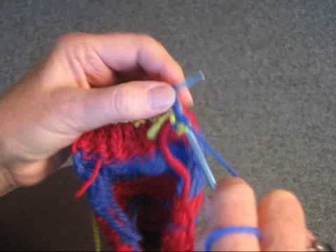 HOW TO KNIT THE TWISTED STOCKINETTE STITCH