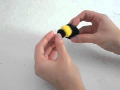 How to Make a Pom Pom Bee