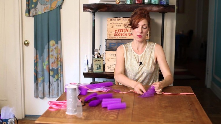 How to Tie a No-Sew Tutu : DIY Crafts