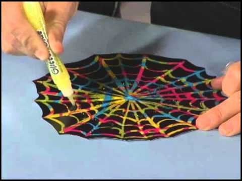 Crayola Craft - Spin-a-Web Treat Bags