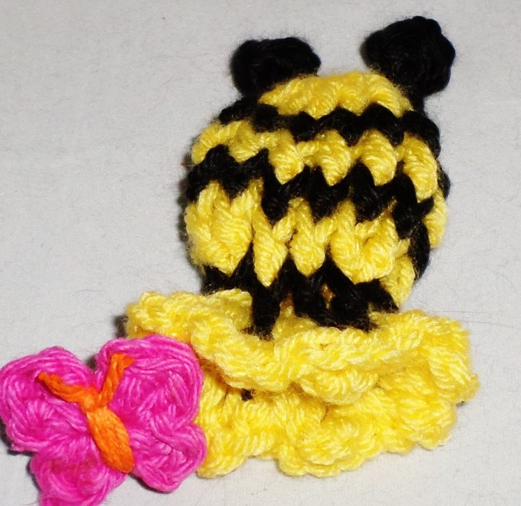 Crochet Baby Mittens Tutorial -Thumb-less Bumble Bee theme