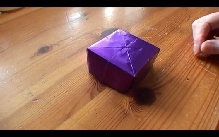 How To Make an Origami Present Box - Falte Dir Deine Origami Geschenk-Schachtel!