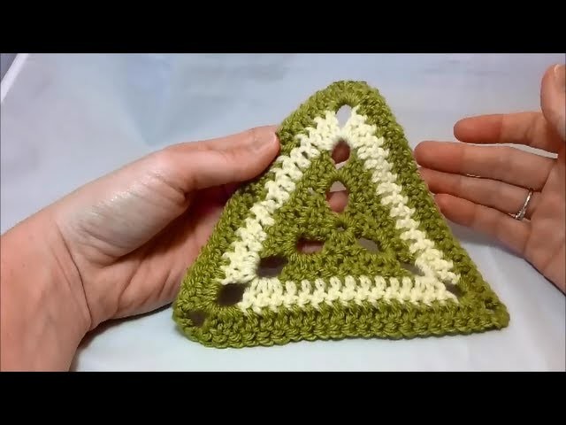 Motif of the Month March 2013: Part 2 Triangle Granny Square