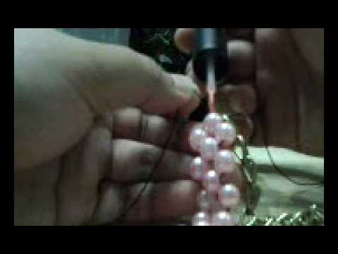 DIY chain & pearl necklace "super easy to make"