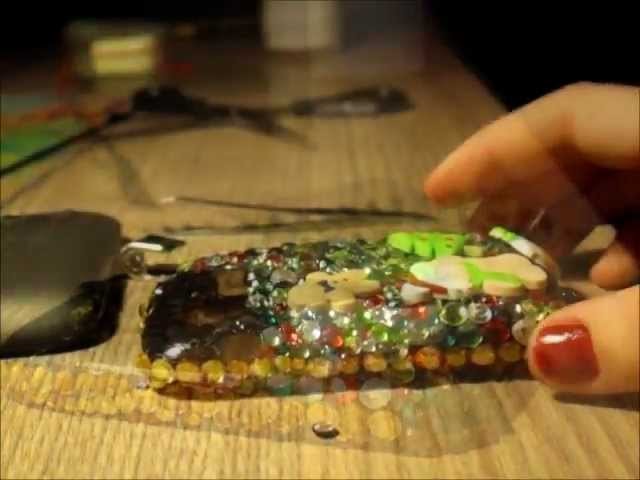 DIY Deco-Den Tutorial: How to Deco a Bling Christmas Phone Case