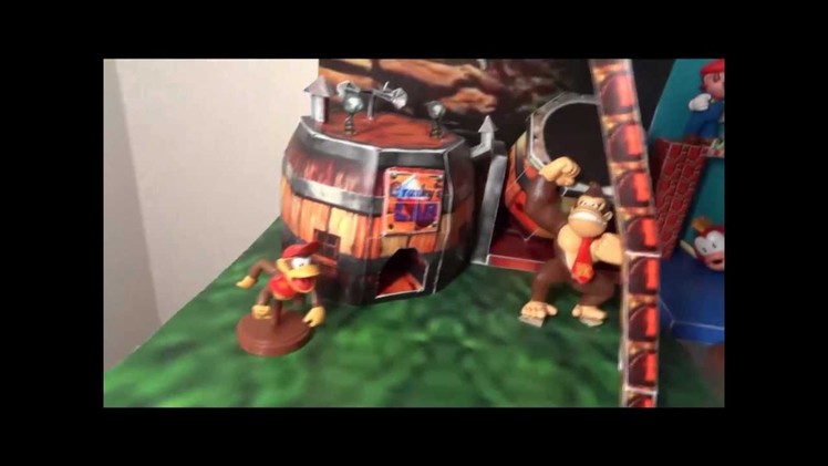 Super Mario and Donkey Kong Papercraft worlds